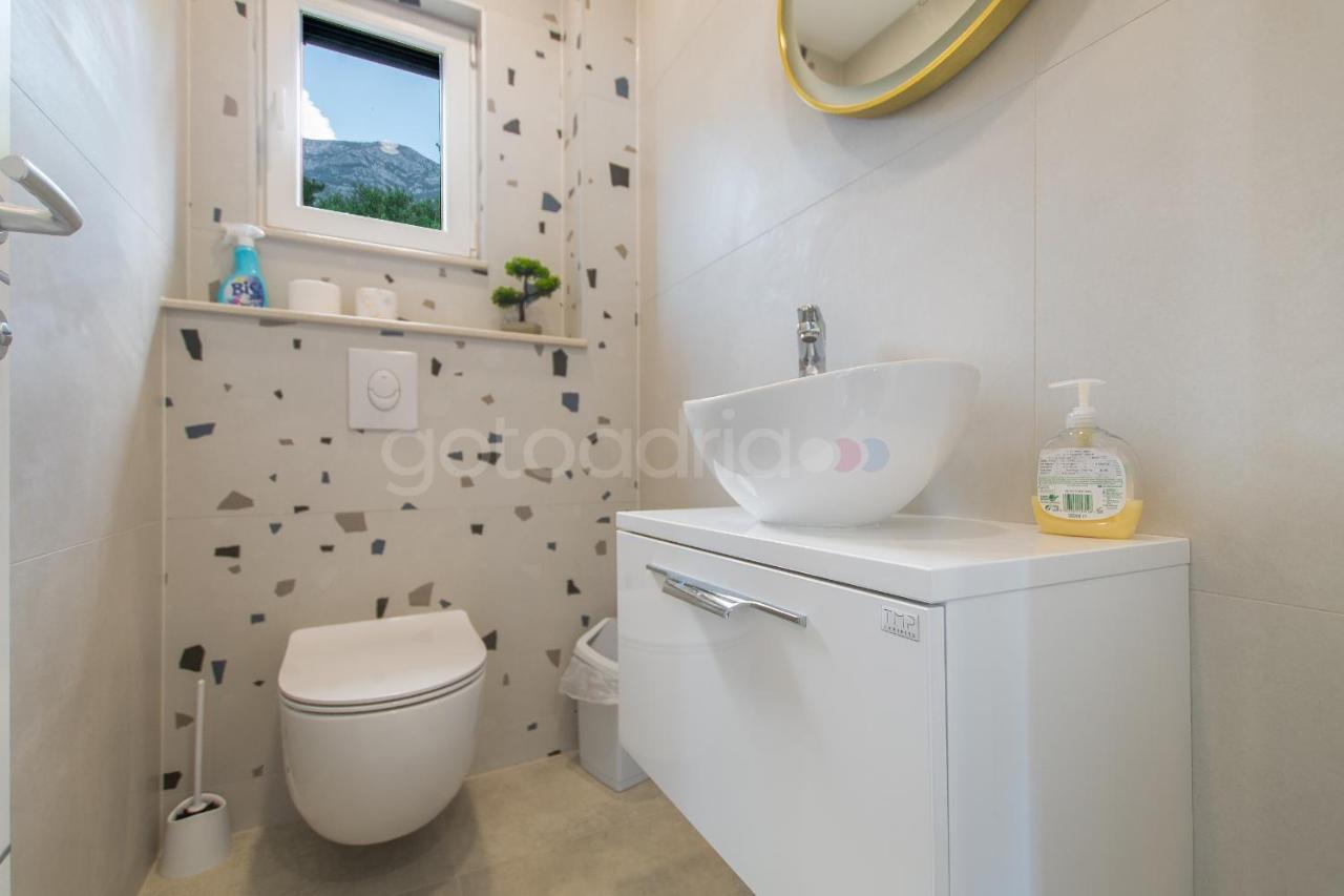 Seashell - Luxury Seaview Apartments Makarska Exterior photo
